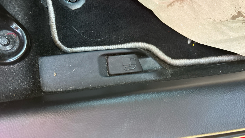 Toyota Yaris 1.5 VVT-i Y20 5dr [Bi-tone] Petrol Hatchback